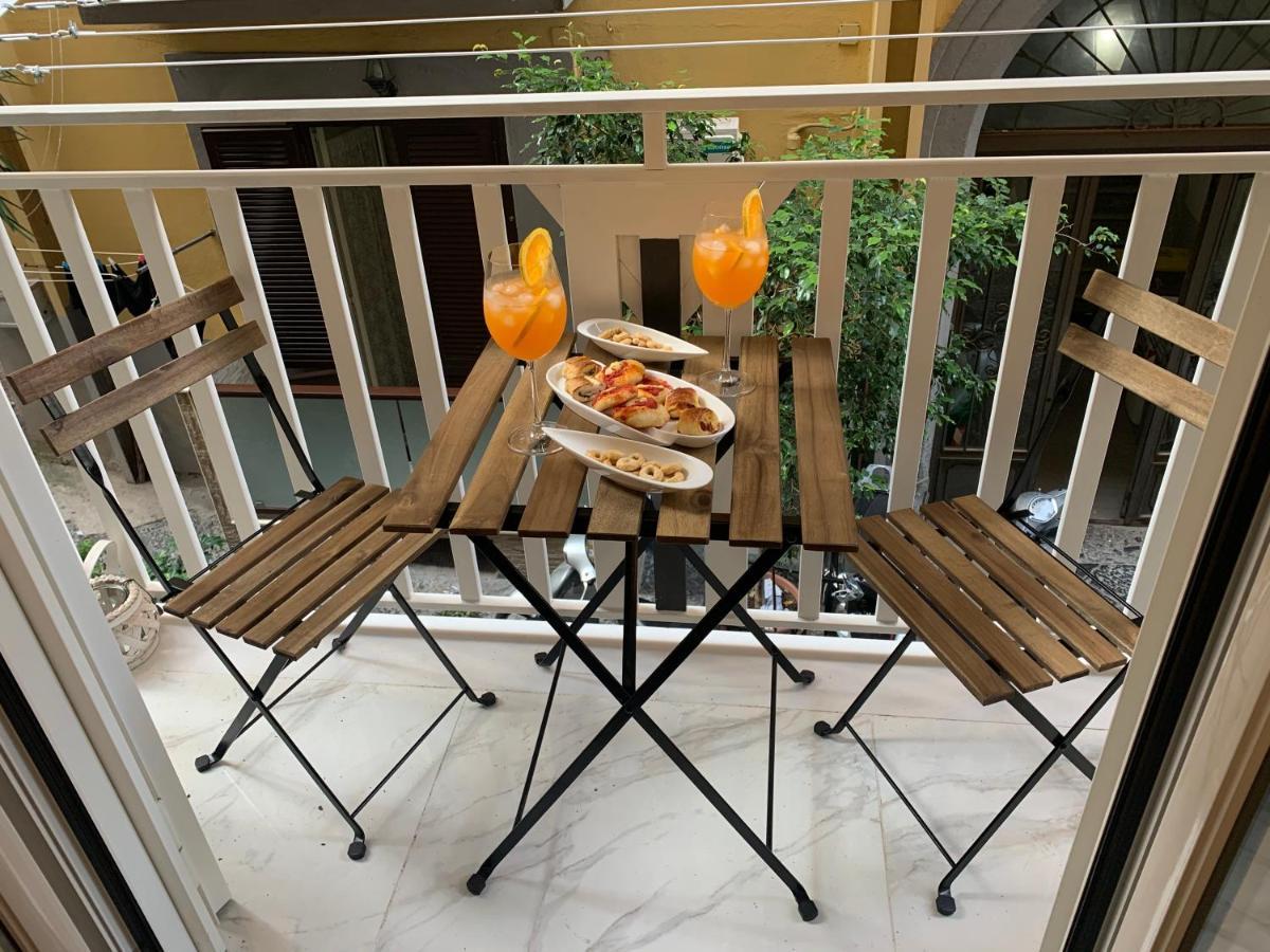 Donn'Anna Naples City Center Buitenkant foto