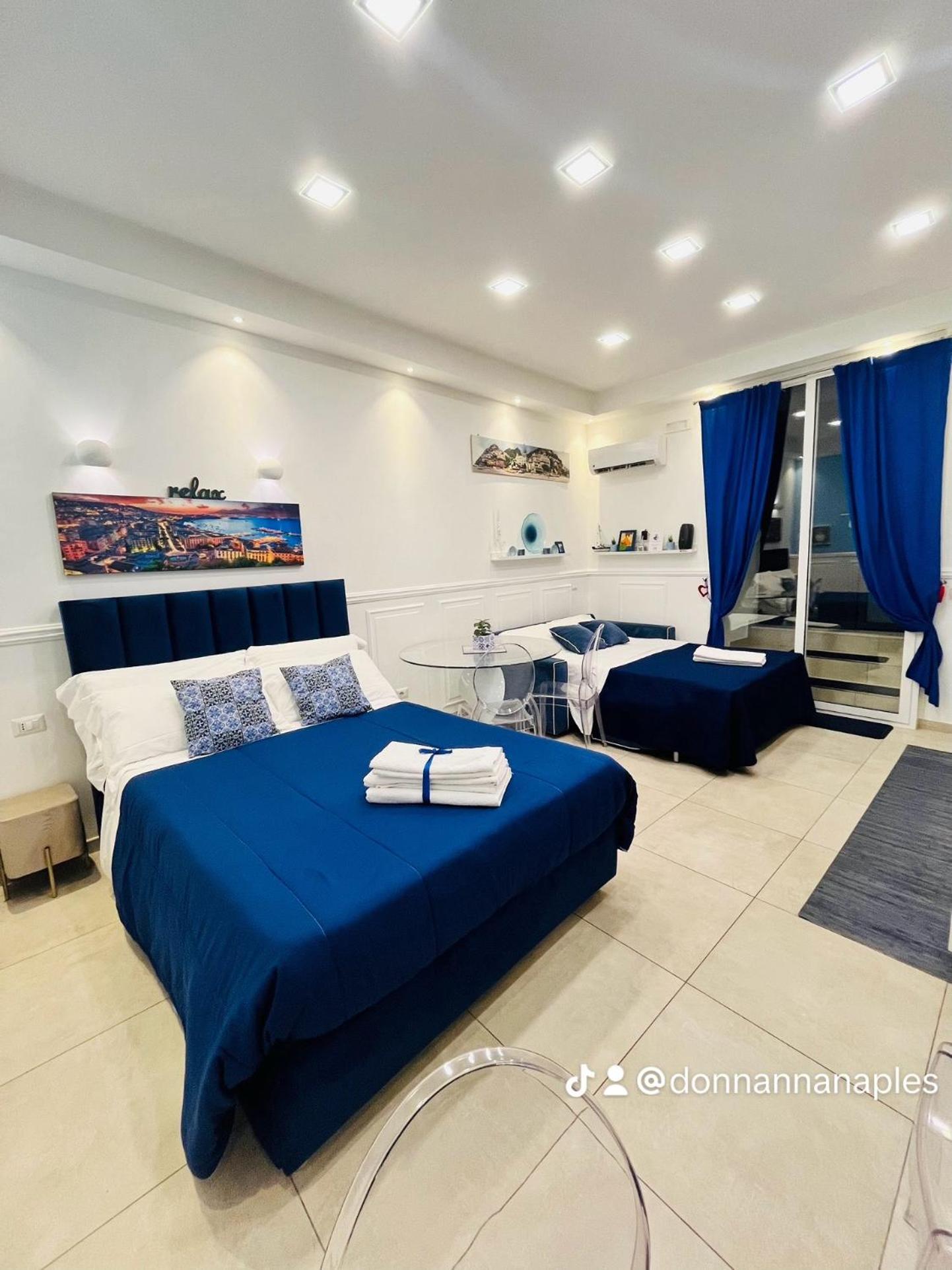Donn'Anna Naples City Center Buitenkant foto